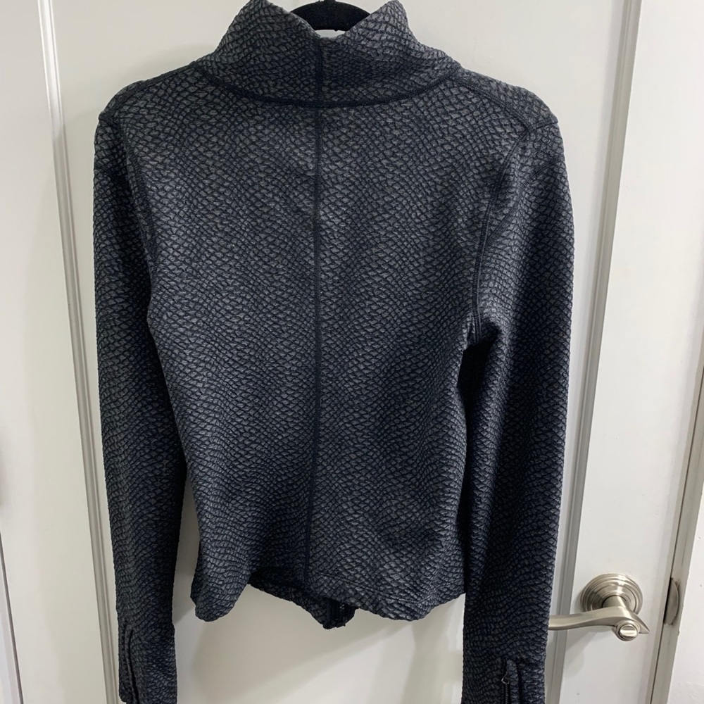 Under Armour Jacket - Picture 2 of 6